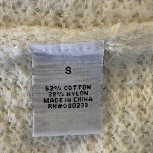 Kendall & Kylie Short Sleeve Chenille Crop Sweater - Picture 9 of 10